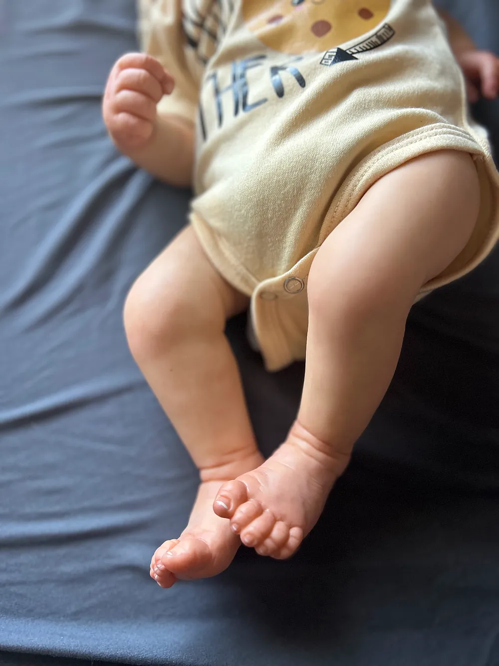 Isla And Irys Twins - Image 15